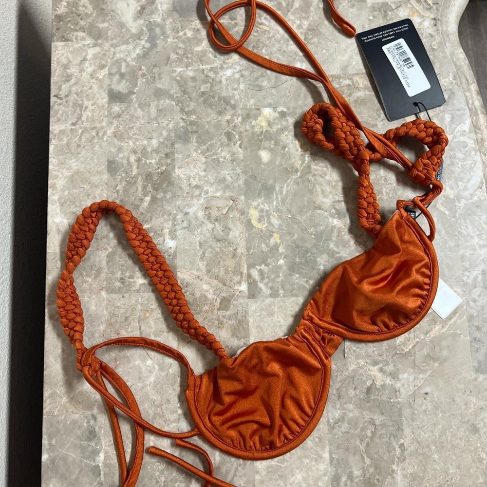 Pretty little thing bikini top